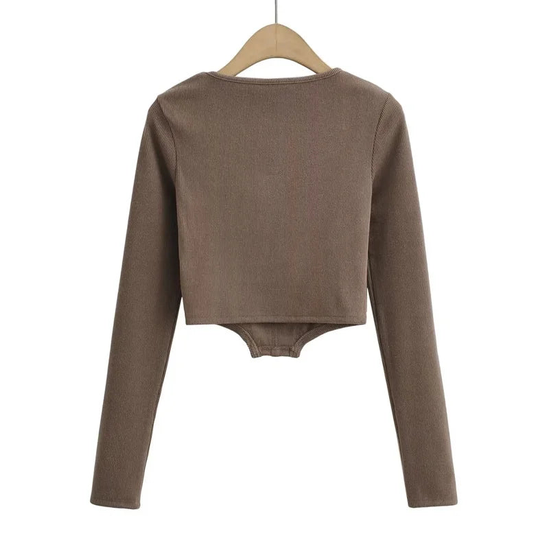 A stylish slim-fit short autumn top with an open waist design, made of premium polyester fabric with long sleeves and a square collar.