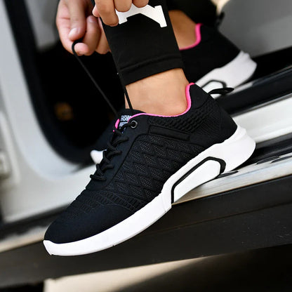 Comfortable and stylish spring sports shoes with breathable mesh design, available in multiple color options