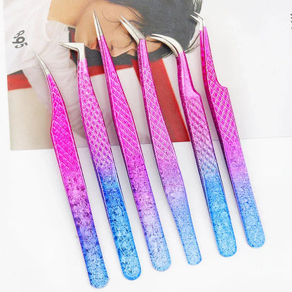 Elegant and precise eyelash tweezers with an ice flower design, perfect for salon-quality lash extensions and eyebrow grooming.