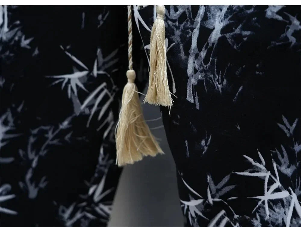 Loose, breathable men's harem pants in a floral print design for comfortable summer style