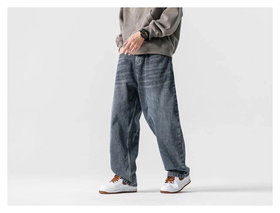 Men's premium cotton jeans with Japanese-inspired retro design in black and gray colors