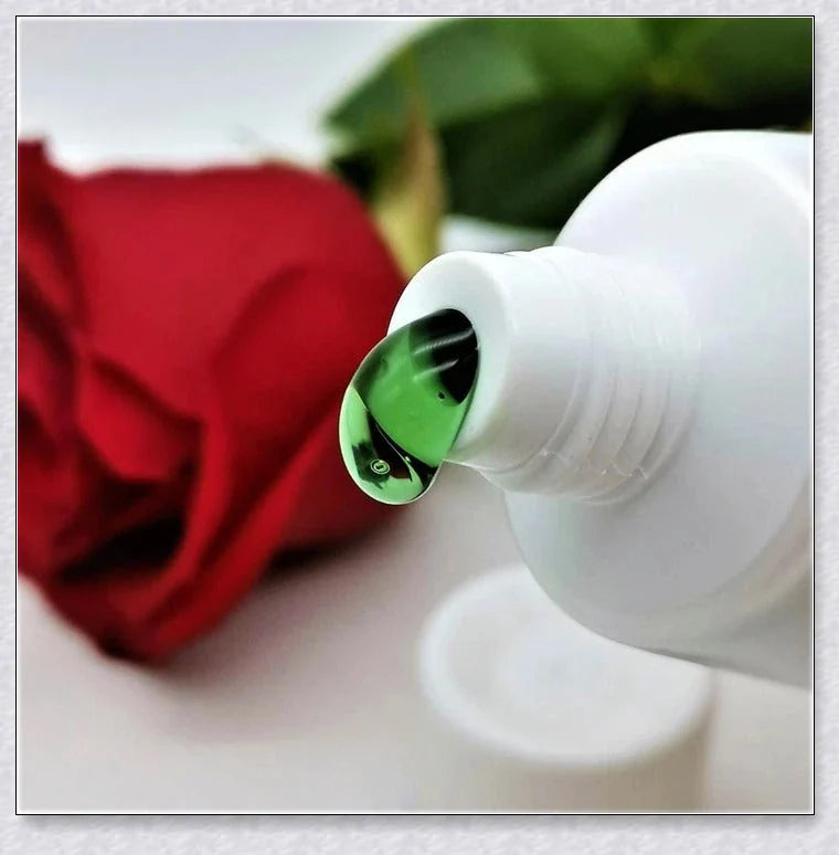 Green Tea Peel Off Mask with botanical extracts for deep pore cleansing and skin rejuvenation