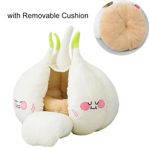 Cozy Garlic Cat Bed with soft suede fabric and plush PP cotton filling for ultimate feline comfort