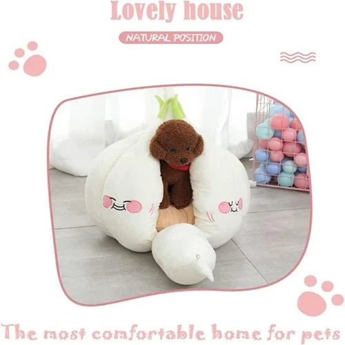 Cozy Garlic Cat Bed with soft suede fabric and plush PP cotton filling for ultimate feline comfort