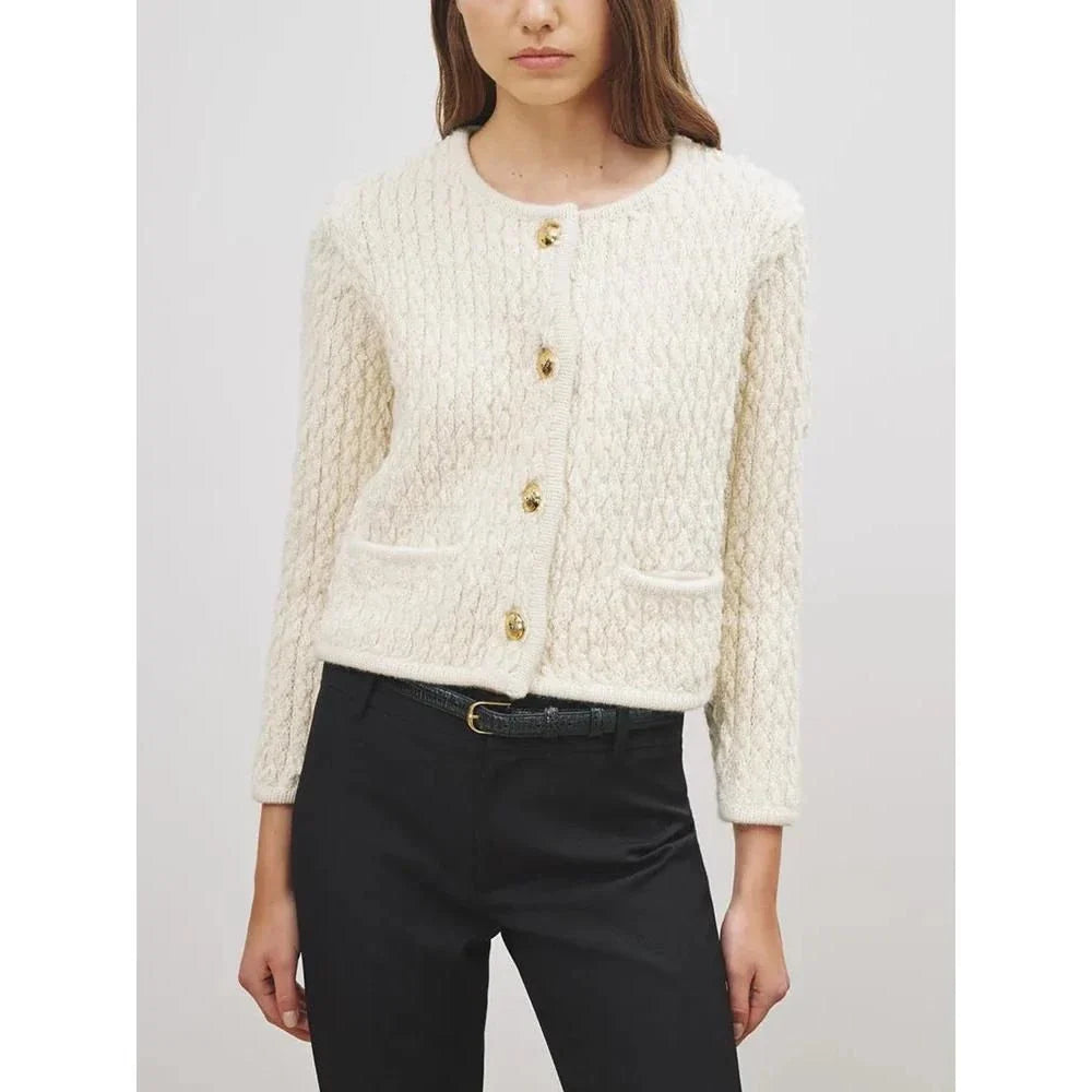 Elegant knitted cardigan for women in premium wool fabric, featuring O-neck collar and convenient pockets