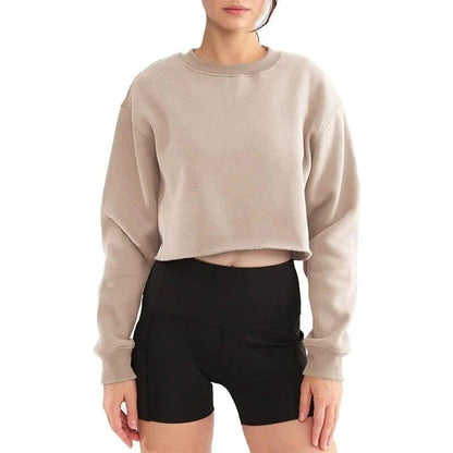 A cozy and stylish oversized sweatshirt for women made with a cotton-polyester blend fabric