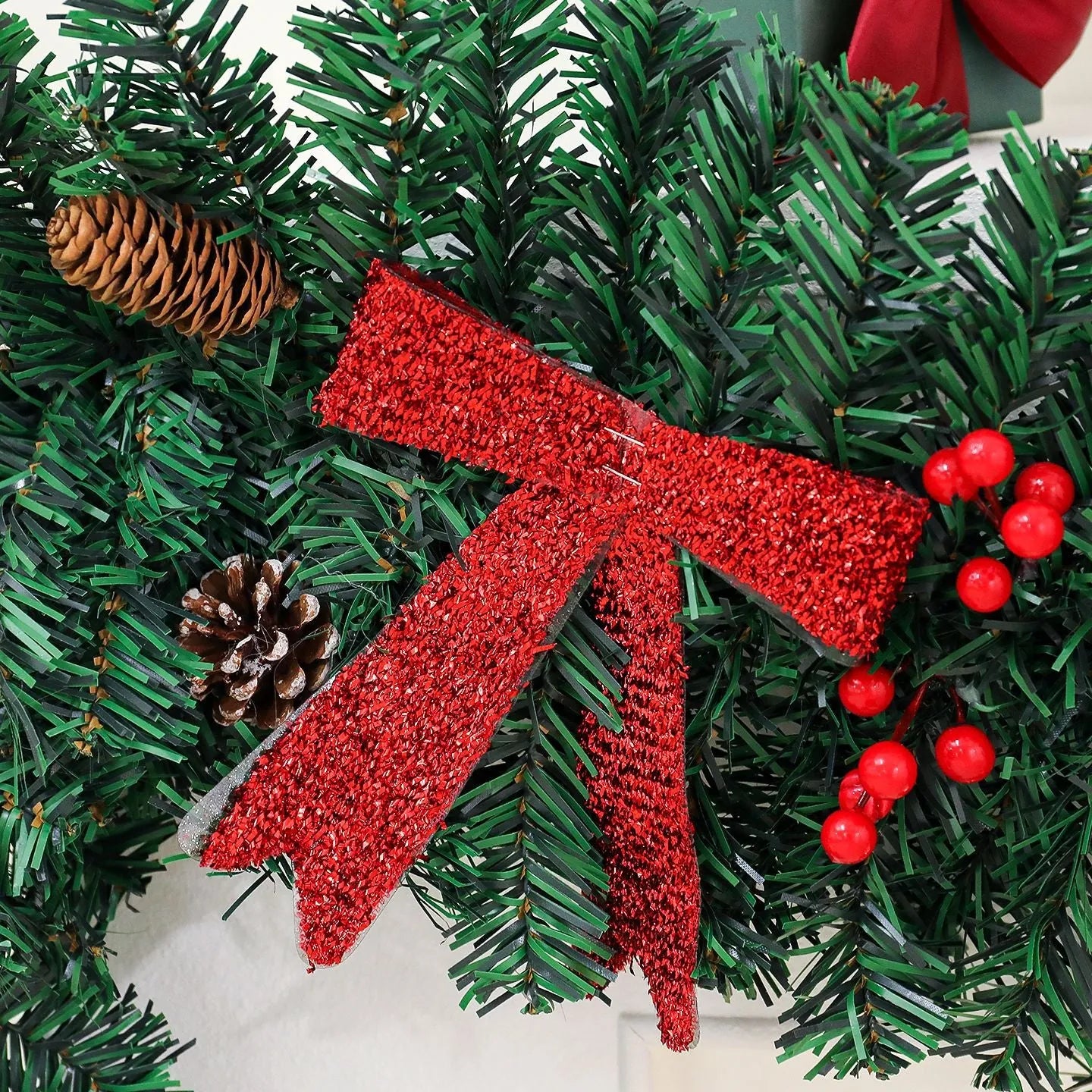 Christmas rattan decorative showcase with pine cone bow design in European style