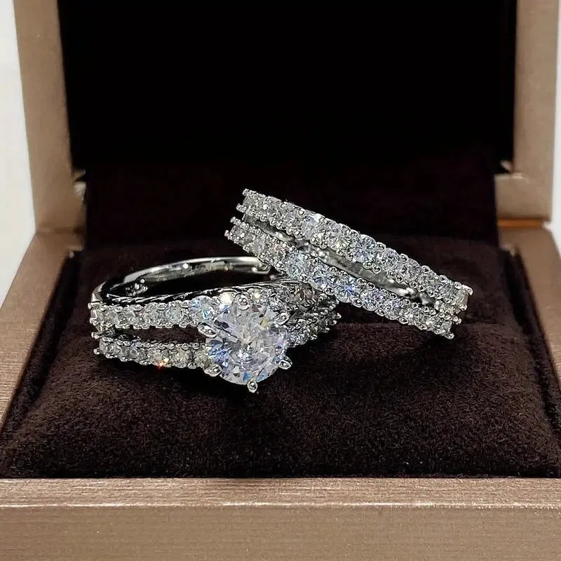2 in 1 fully-jewelled female ring set in geometric design with round elements