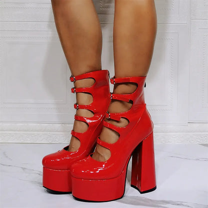 Waterproof platform high heels with serpentine belt closure in black patent leather, showing 5cm heel and round toe design.