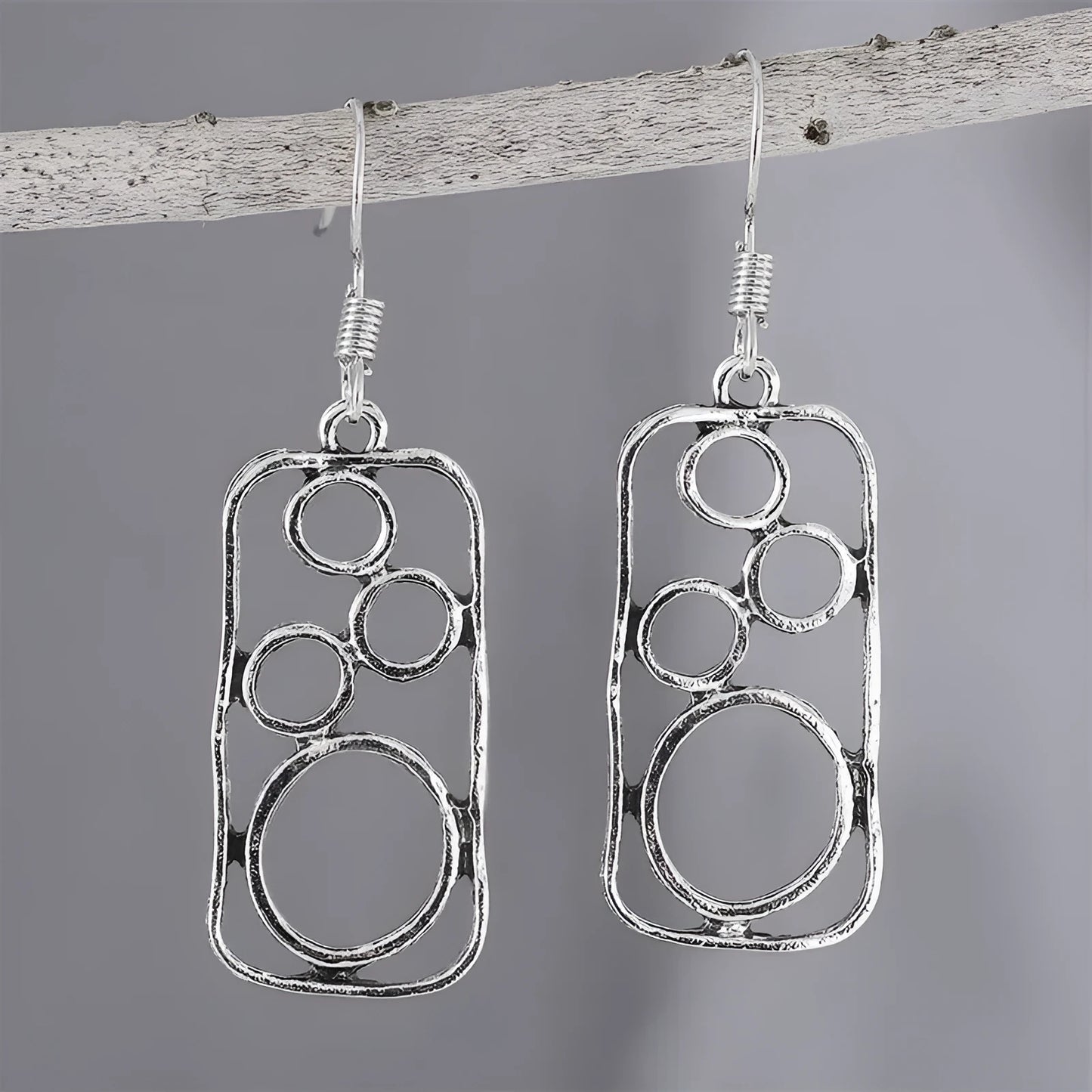 Antique silver zinc alloy round ring earrings with irregular geometric square design