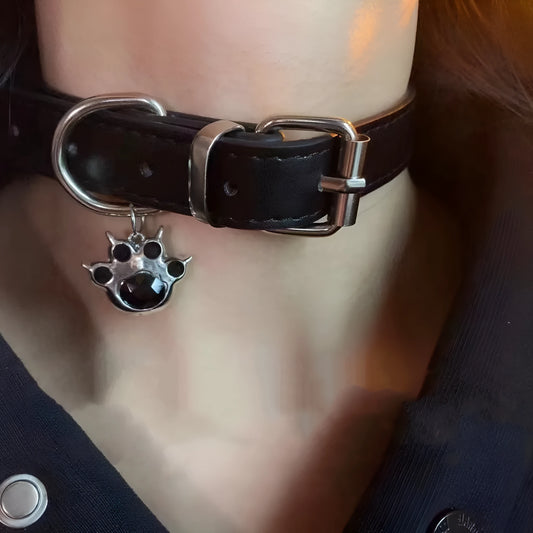 Black leather dog collar with adjustable perimeter from 21cm to 50cm showing three design variations