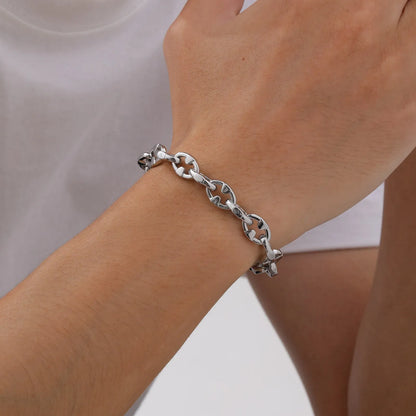 Steel colour stainless steel geometric chain bracelet with 8mm wide links and adjustable 20-24cm length
