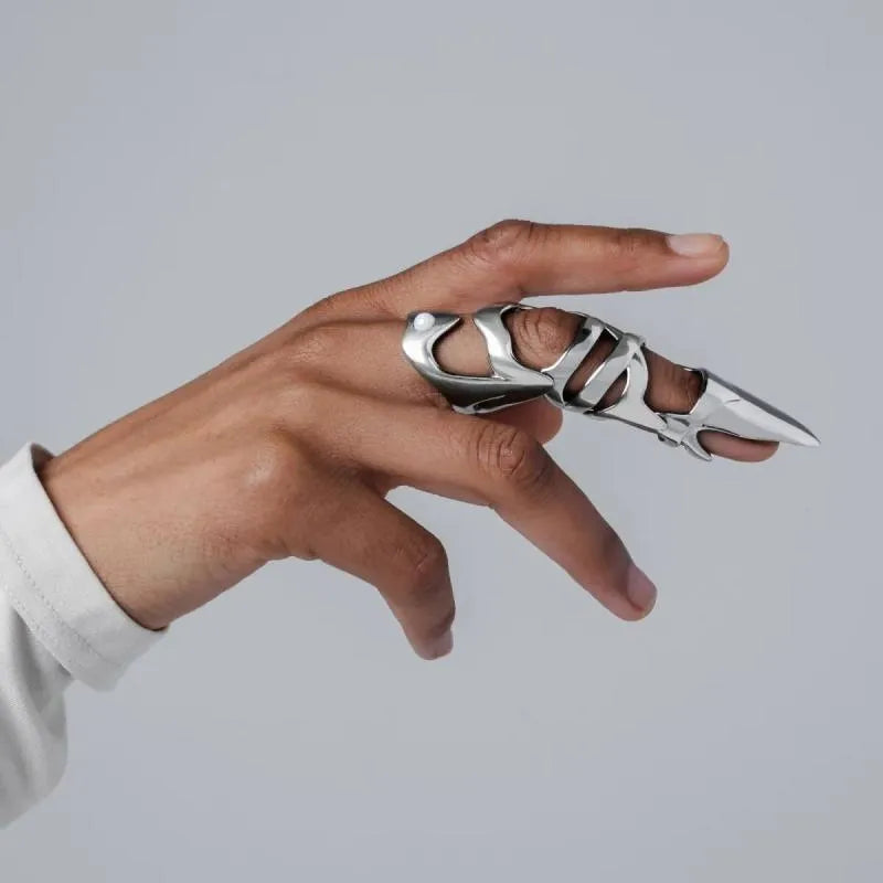 Silver alloy punk armor finger stall covering knuckles with standard size fit
