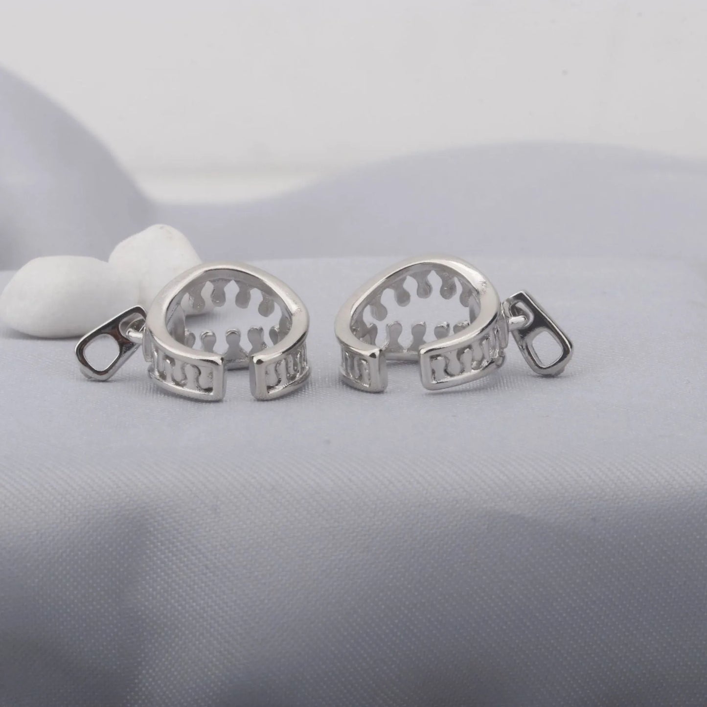 Copper geometric ear bone clips with line design and zipper ear clip mechanism in colour ES862