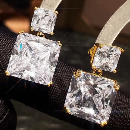 Geometric square copper earrings in white gold or gold colour with quadrilateral design for women