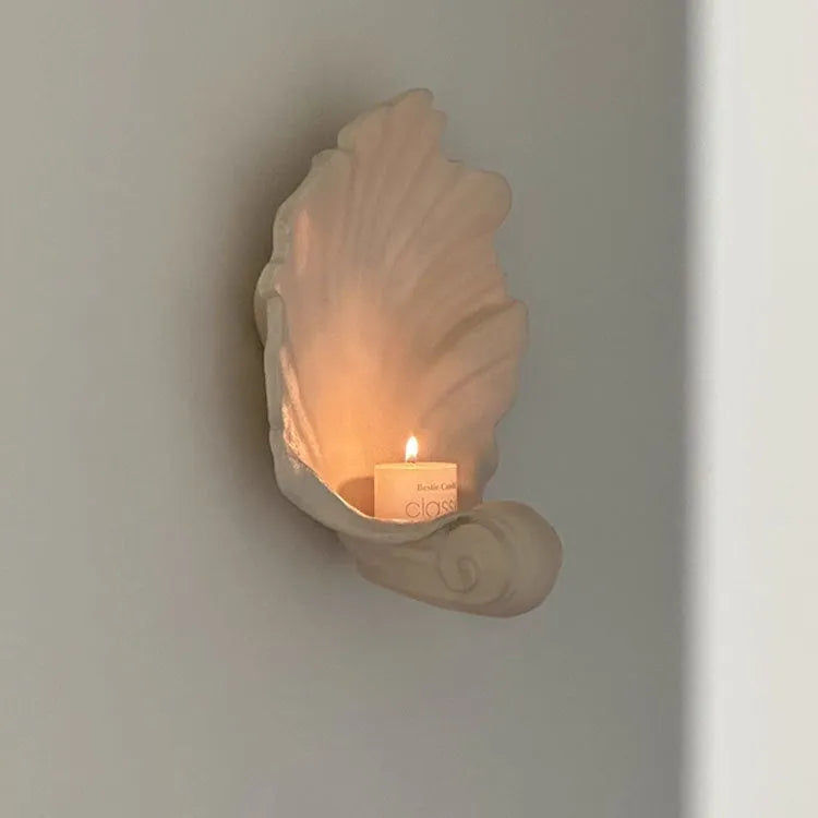 White resin shell-shaped fruit plate ornament with detailed texture, approximately 20-25cm diameter