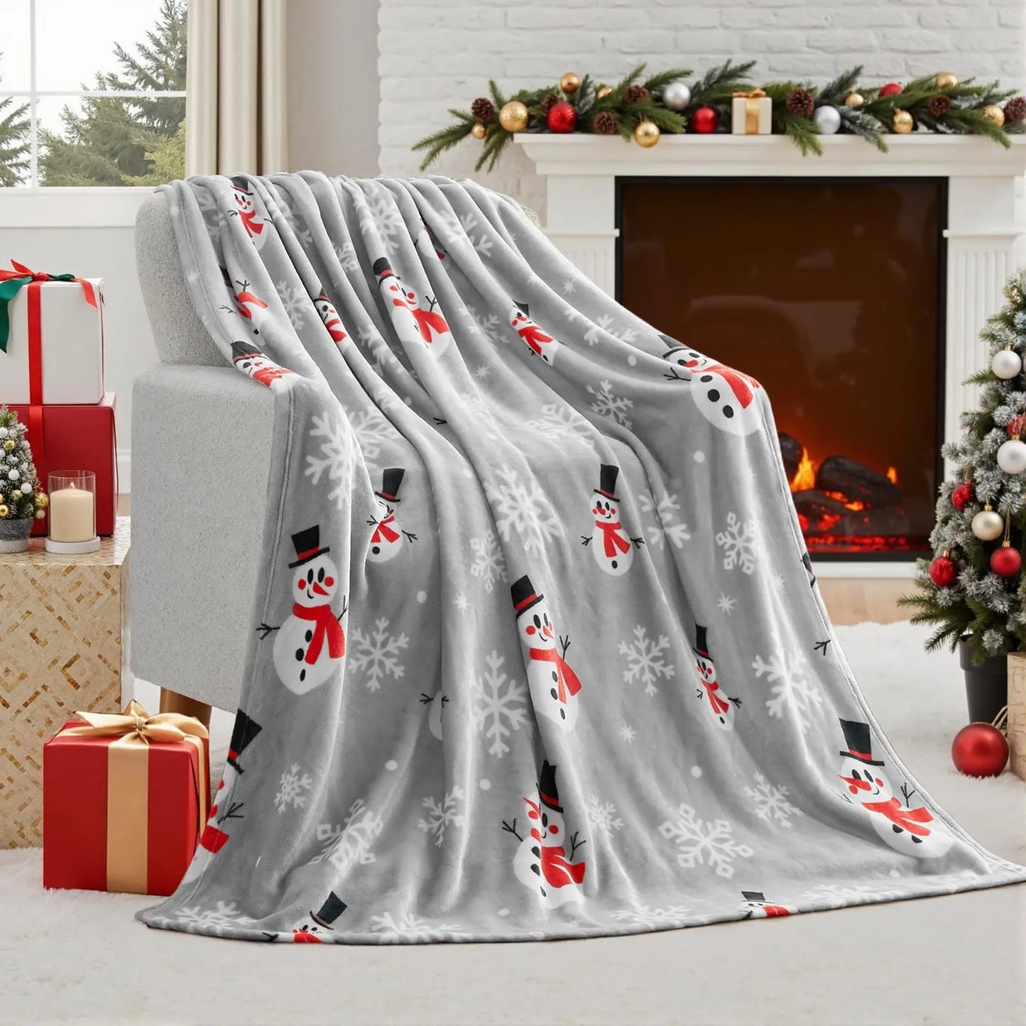 Soft flannel Christmas blanket in American-style design, available in multiple sizes for beds and sofas.