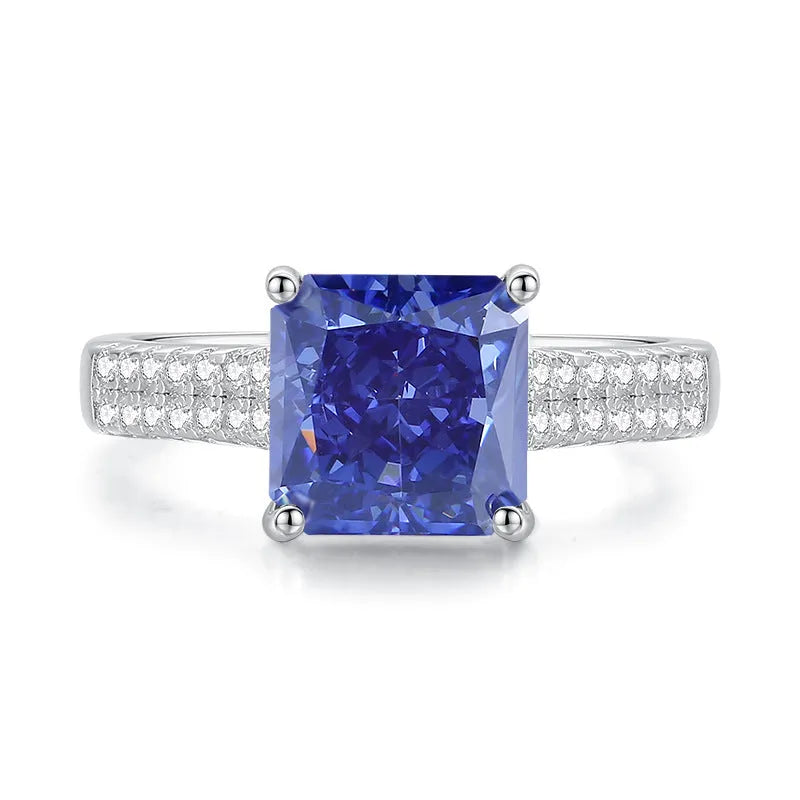 Heart-shaped sterling silver ring with zircon stone in ice flower cut, showing 1.5 cm width and 1.8 cm height dimensions