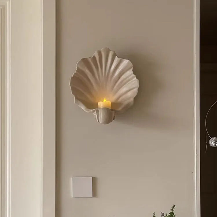 White resin shell-shaped fruit plate ornament with detailed texture, approximately 20-25cm diameter