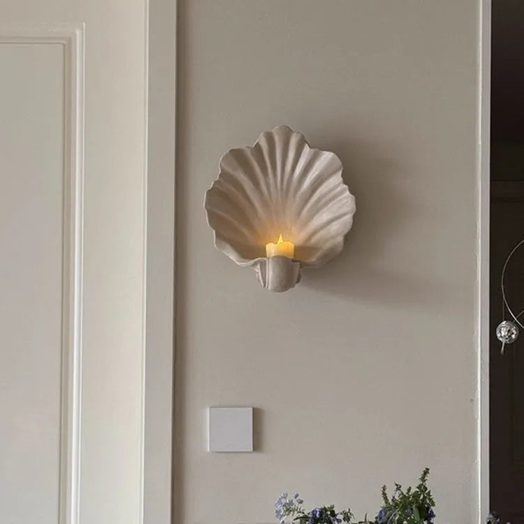 White resin shell-shaped fruit plate ornament with detailed texture, approximately 20-25cm diameter