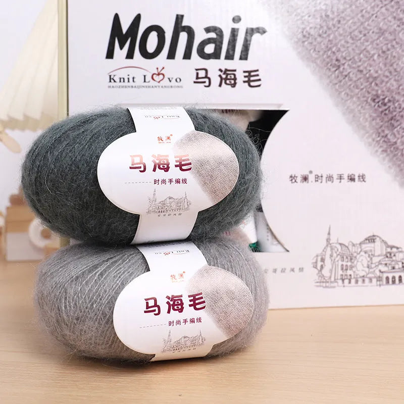 Mohair scarf DIY kit with wool ball and hand-weaving instructions for 180cm spring accessory