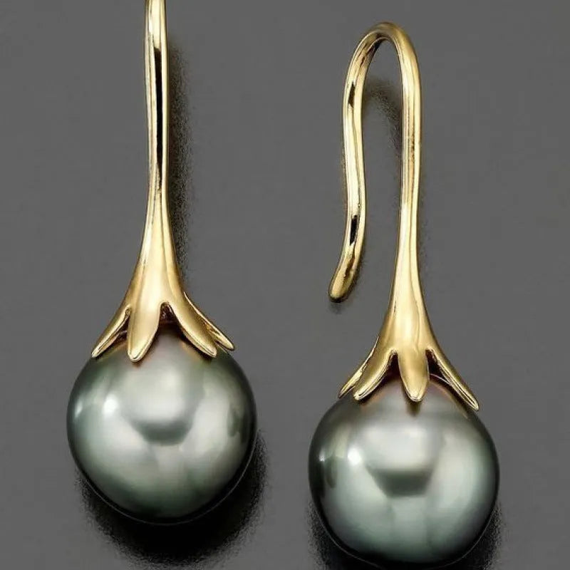 Gold retro geometric women's earrings with electroplated finish on alloy construction
