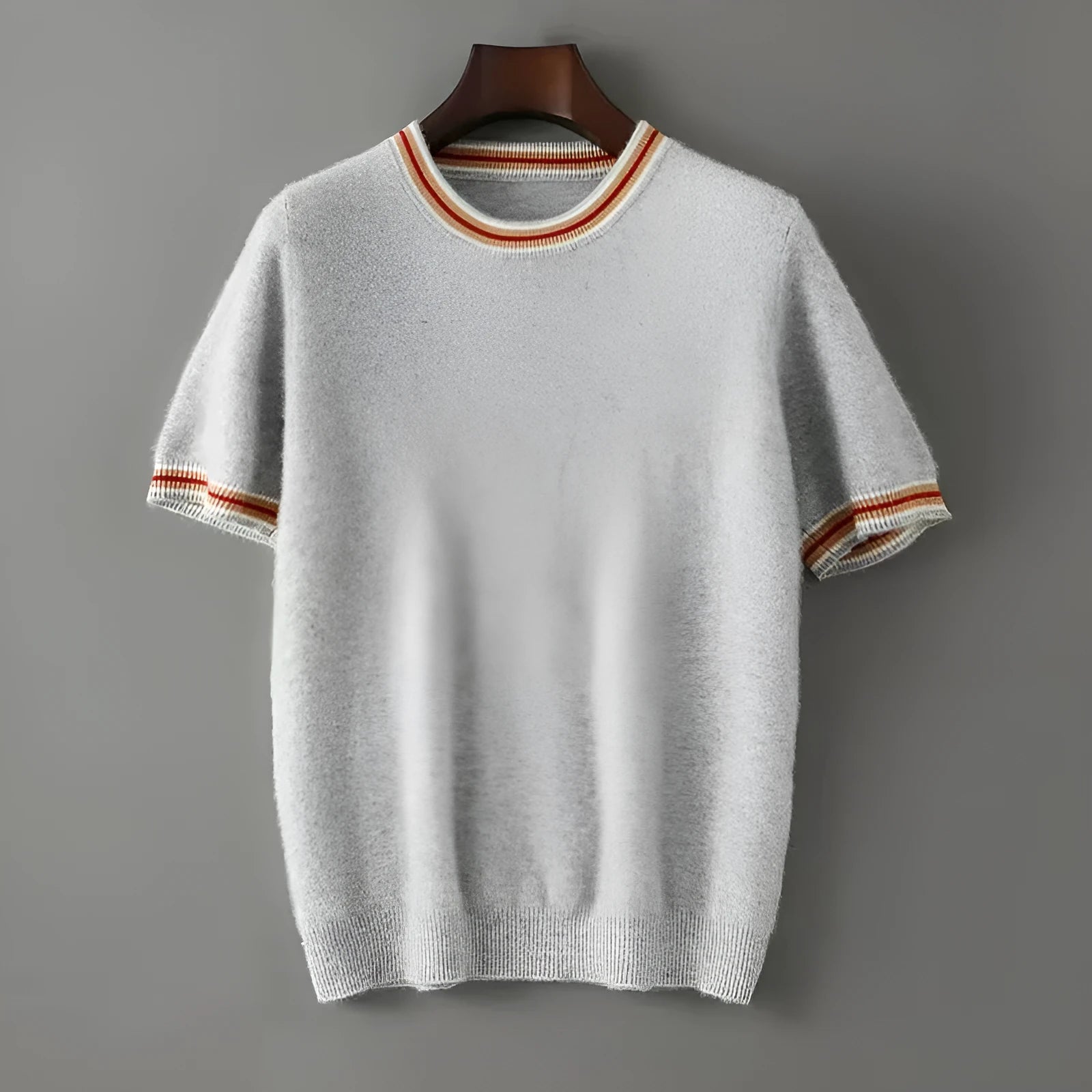 Men's round neck pure wool short sleeve sweater in grey showing 50cm length and regular sleeve design