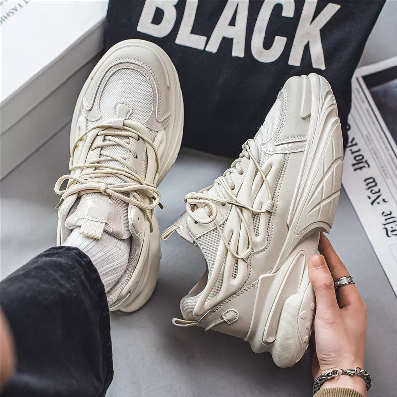 Men's breathable mesh sneakers in beige and black with rubber sole