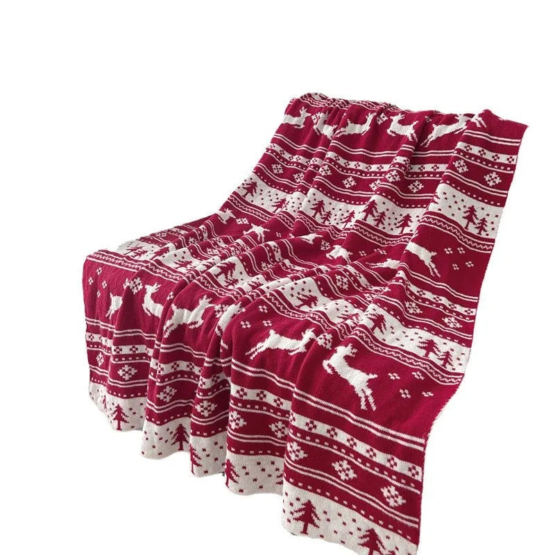 Personalised Christmas blanket with acrylic fabric showing snowflake pattern, measuring 110x130cm