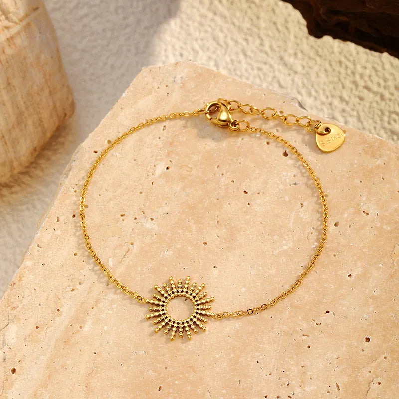 SUNFLOWER Series 14K gold-plated geometric chain necklace and bracelet set for female fashion wear