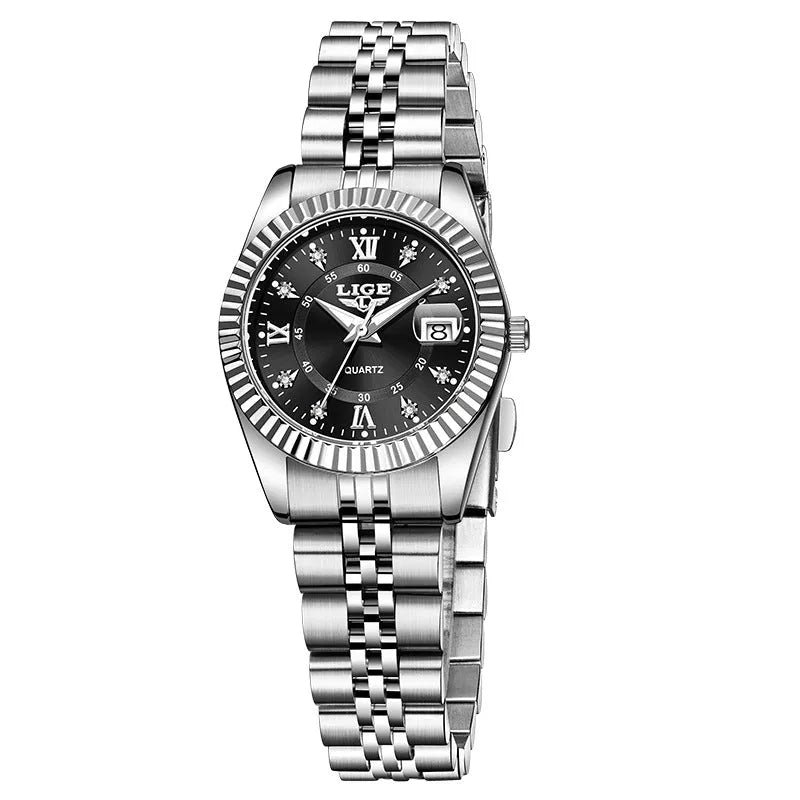 Waterproof leisure couple quartz watch in gold white colour with 10mm thickness on wrist