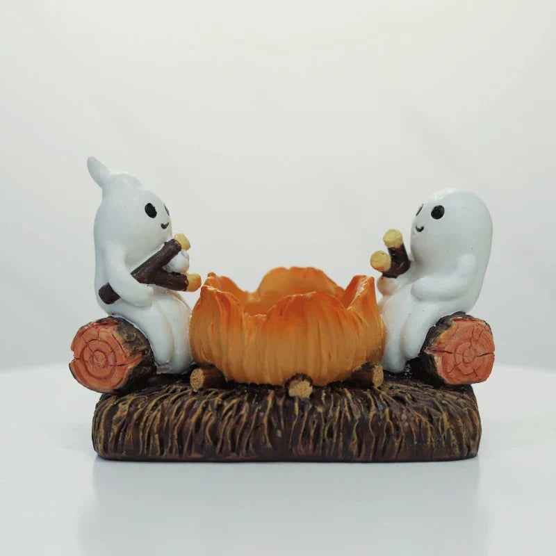 Glowing Ghost Campfire Flickering Nightlight Resin Ornament - Captivating Decor for Your Home
