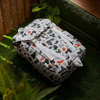 A stylish and functional backpack with multiple compartments and a sleek design, perfect for everyday use.