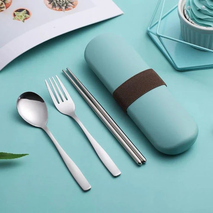 Premium 304 stainless steel cutlery set with sleek storage case for modern kitchen