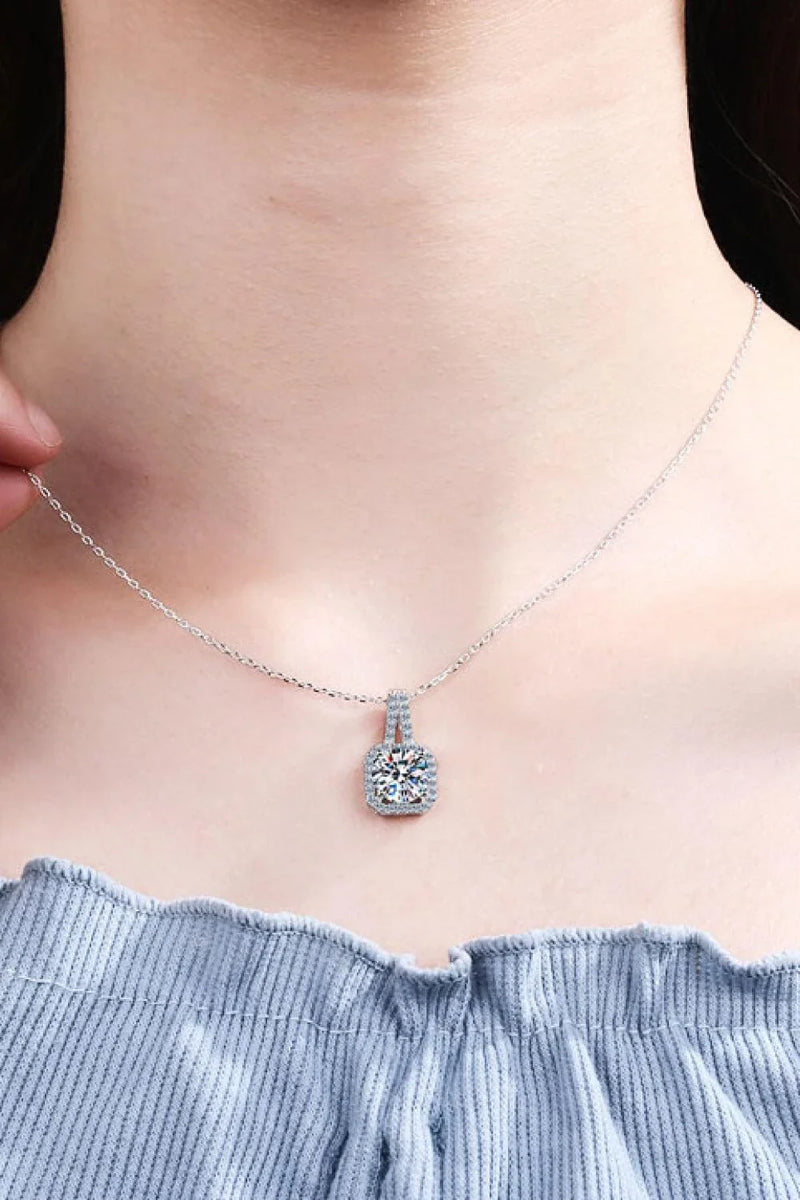 Hhomeenjoy Stunning 1 Carat Moissanite Necklace