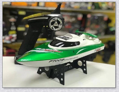 Remote-controlled RC Speed Turbo Racing Boat with a high-intensity propeller and compact, streamlined design for high-speed performance on the water