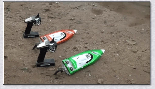 Remote-controlled RC Speed Turbo Racing Boat with a high-intensity propeller and compact, streamlined design for high-speed performance on the water