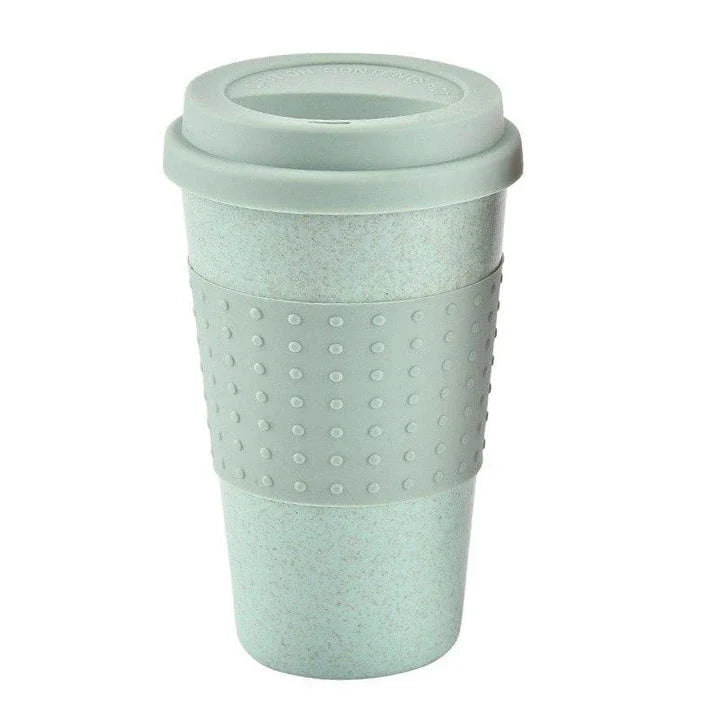 Eco-Friendly Portable Coffee Mug in Green Color with Leak-Proof Lid and Thermal Insulation