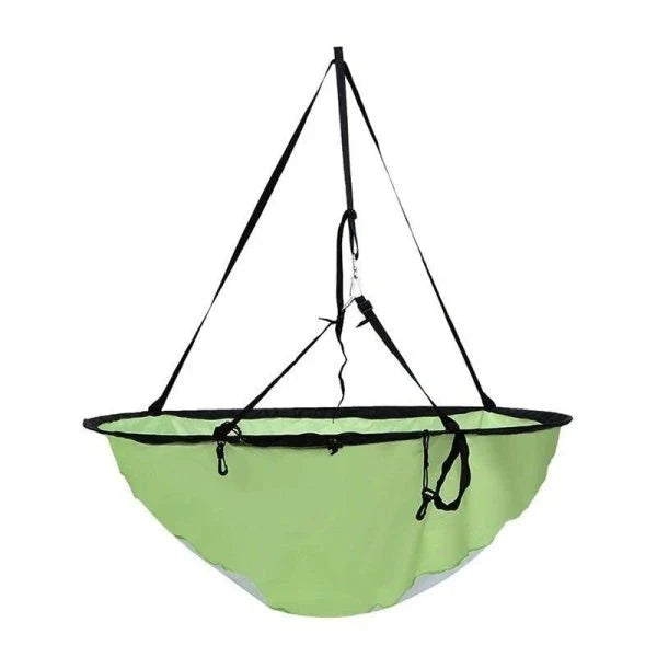 A high-quality, foldable sail designed for kayaks, canoes, and inflatable boats, providing a boost in speed and UV protection.