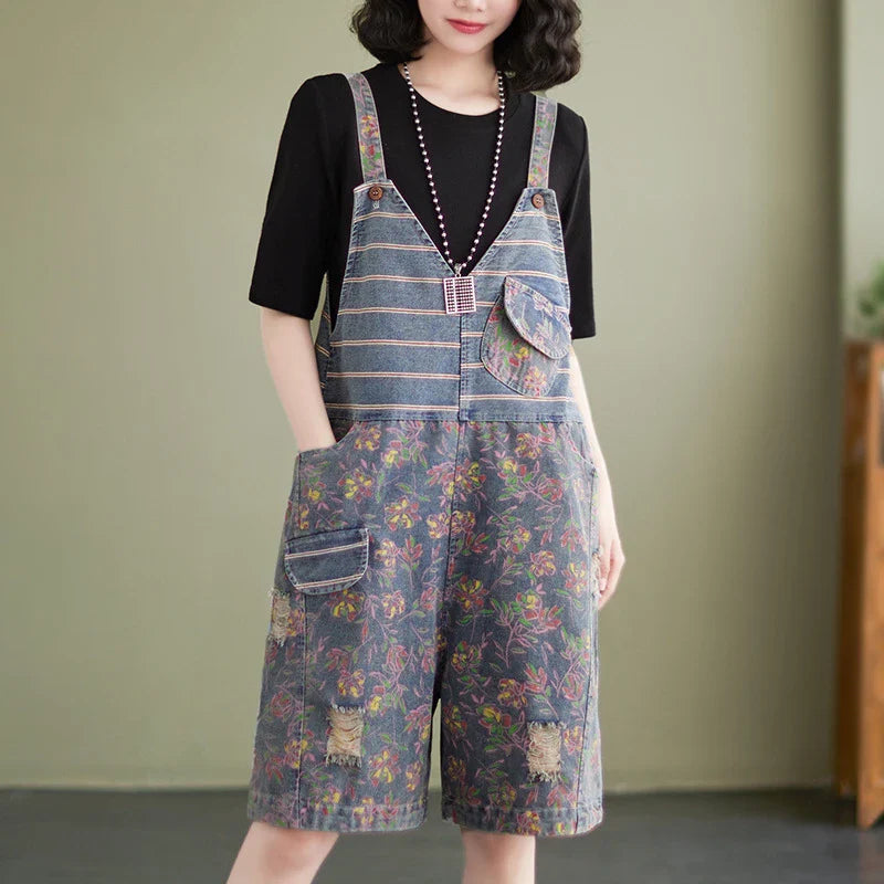 Oversized chubby loose and slim five-piece jumpsuit with printed denim straps in a stylish design