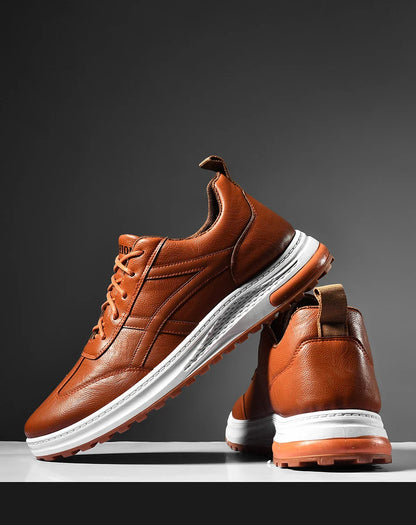 Men's casual low-top leather shoes in classic black color with comfortable Oxford-inspired sole