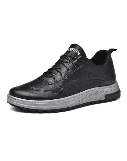 Men's casual low-top leather shoes in classic black color with comfortable Oxford-inspired sole