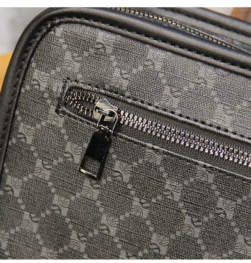 Stylish plaid crossbody bag for men's casual commute, featuring a spacious main compartment and adjustable shoulder strap