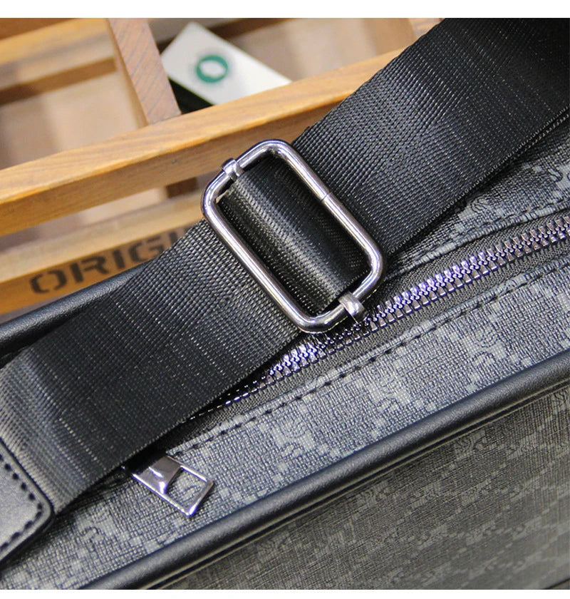 Stylish plaid crossbody bag for men's casual commute, featuring a spacious main compartment and adjustable shoulder strap