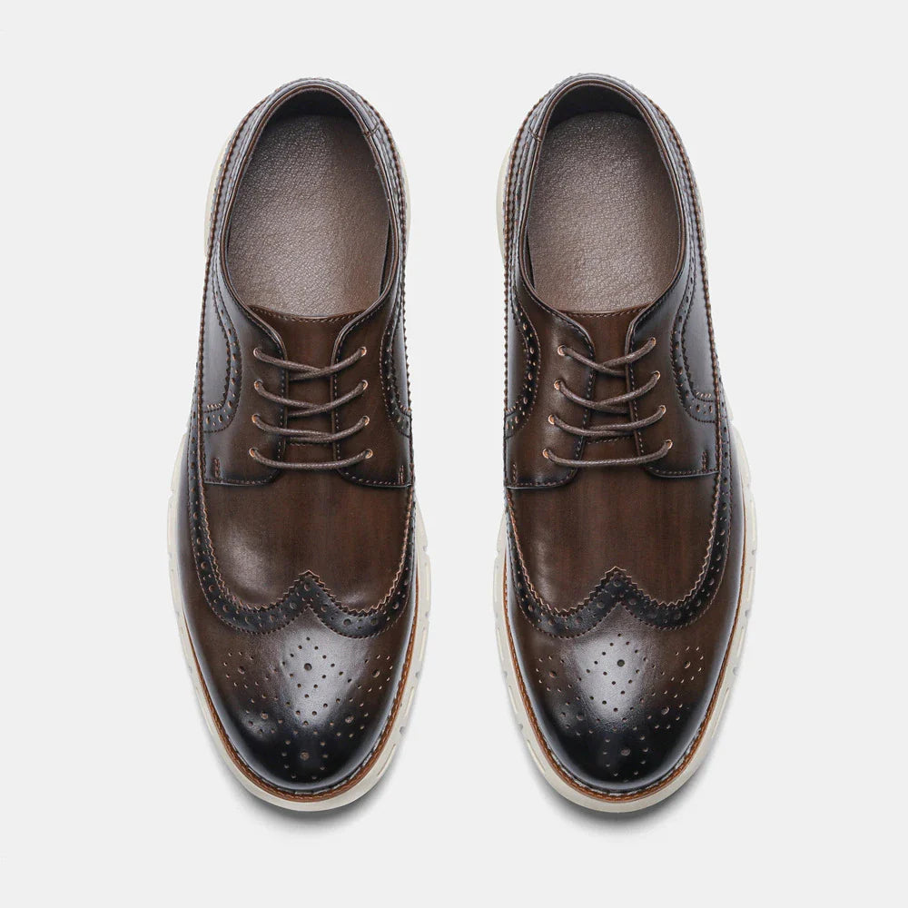 Casual sports shoes for men with breathable mesh upper, rubber sole, and cushioned insole for all-day comfort and style