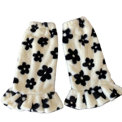 Cozy autumn and winter lace leg warmers in a variety of sizes and colors