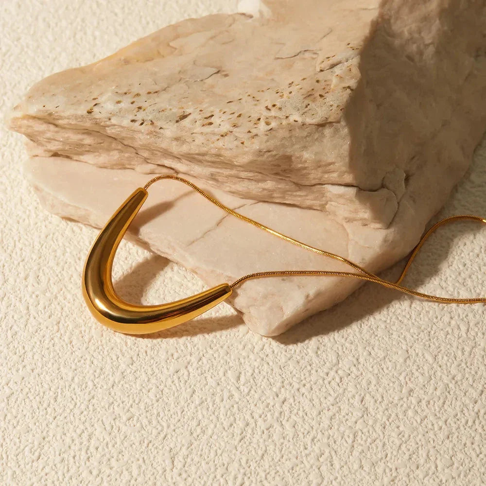 Elegant 18K gold-plated crescent pendant necklace and chunky texture earrings set