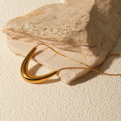 Elegant 18K gold-plated crescent pendant necklace and chunky texture earrings set