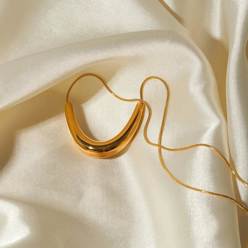 Hhomeenjoy Golden Crescent Statement Necklace