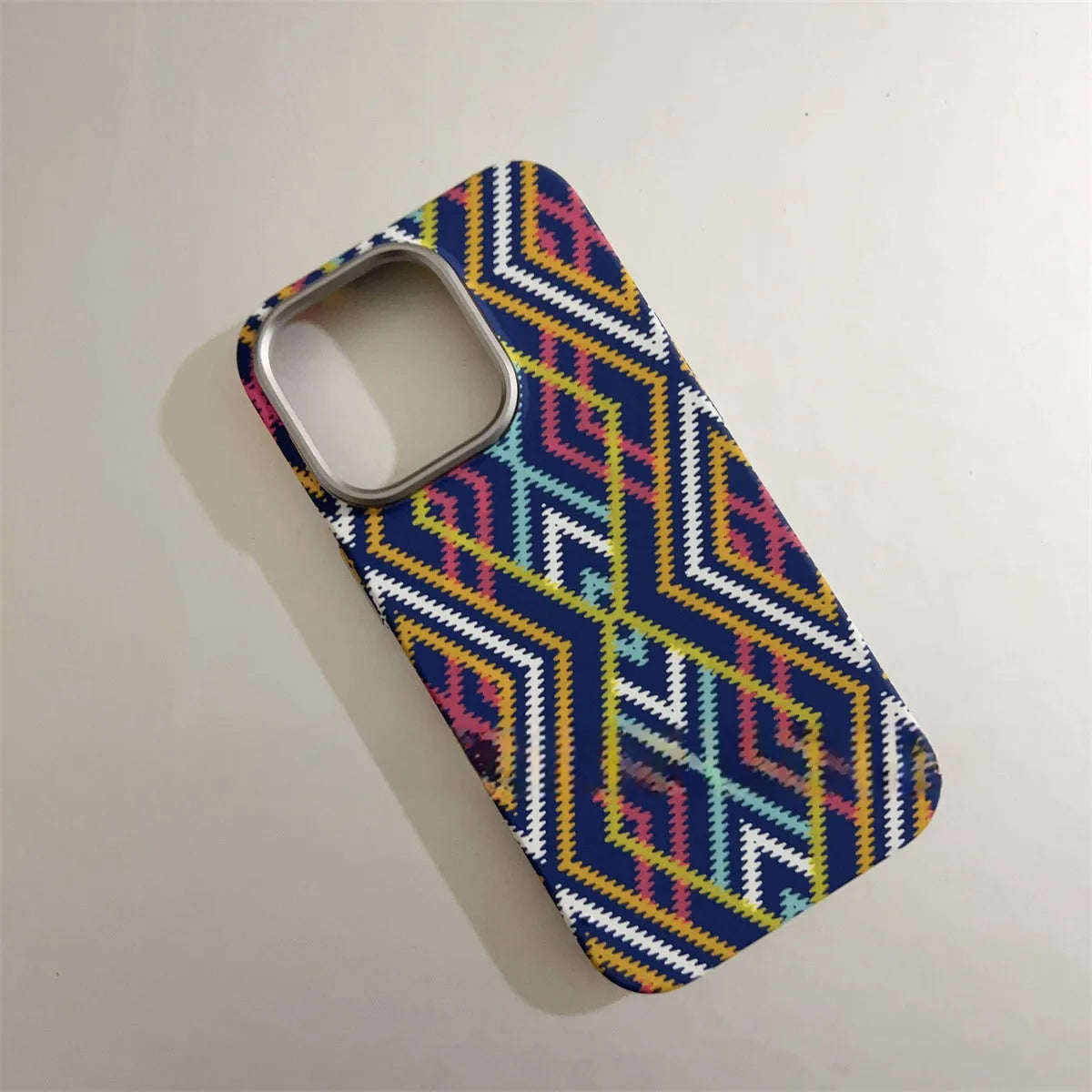 Kevlar skin feeling hard PC phone case with micro relief and magnetic suction for iPhone 12-15 Pro Max.